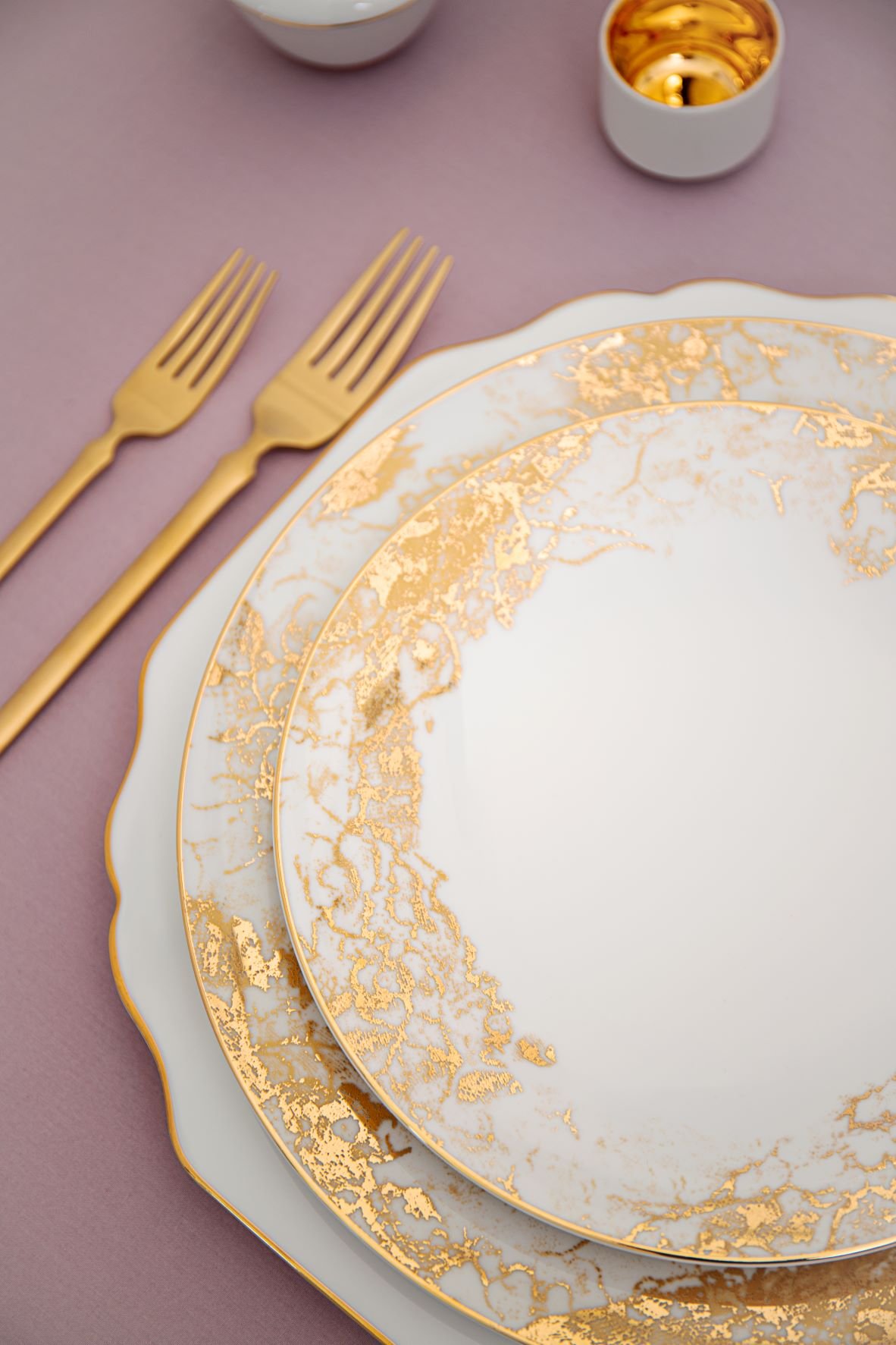 Luxury Porcelain Tabletop Solutions